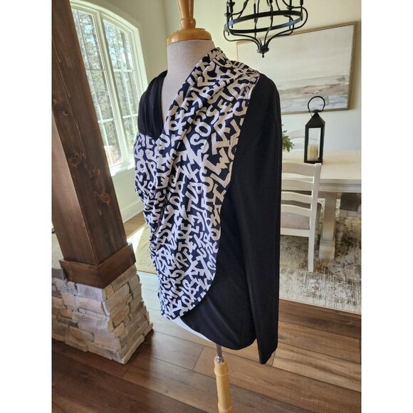 Tango Mango Boutique Graphitti Top Retail $89 - Picture 2 of 7